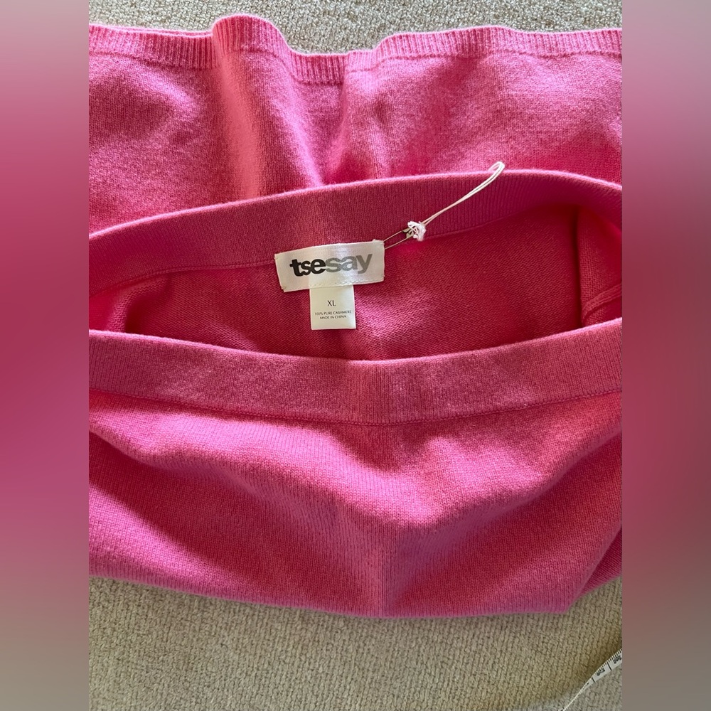 Thesaurus Women tank top, pink color. Cashmere. - Picture 4 of 10